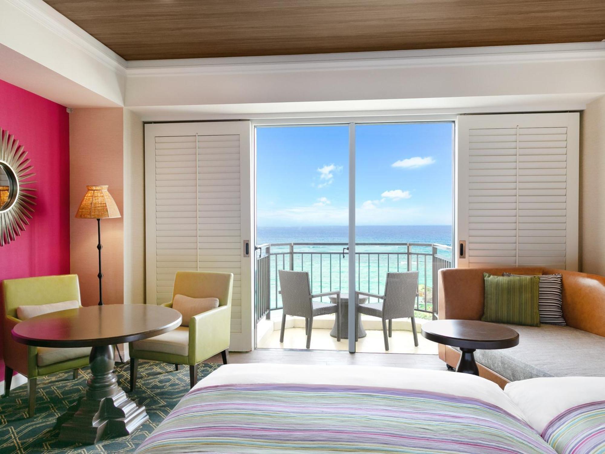 Hotel Nikko Alivila Yomitan Exterior foto A room at the Hilton Guam Resort & Spa